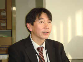写真：藤原主席主査