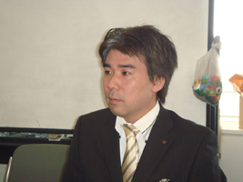 田中氏