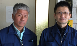 橋口主査(左)と金里主任(右)