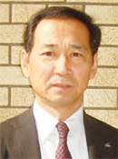 写真:アドバイザーの岡﨑氏